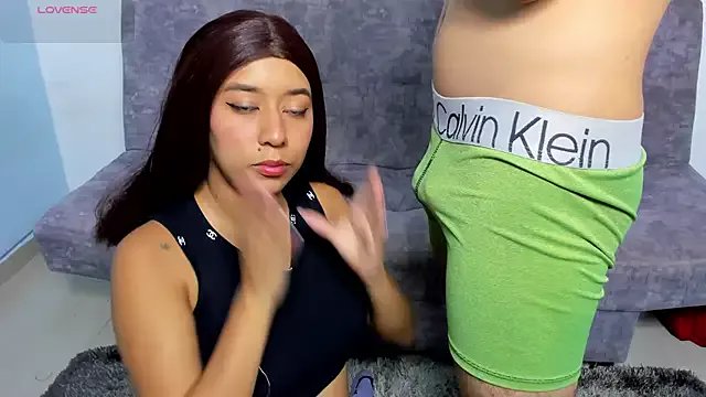 Harsh_wolrd on StripChat