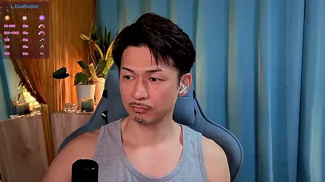 HARU_STRIKE on StripChat