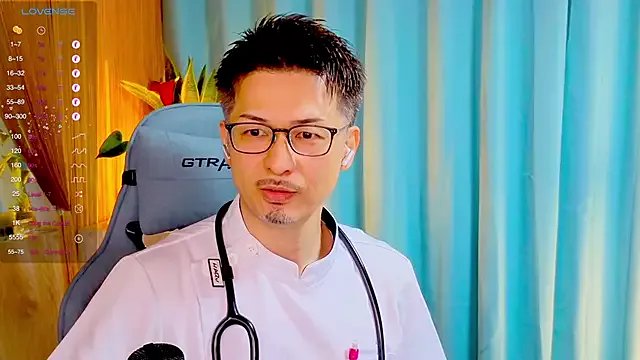 HARU_STRIKE on StripChat