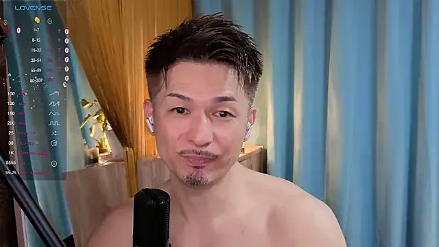 HARU_STRIKE on StripChat