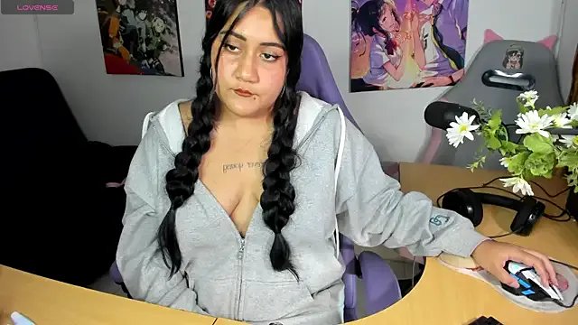 haru_u2 on StripChat