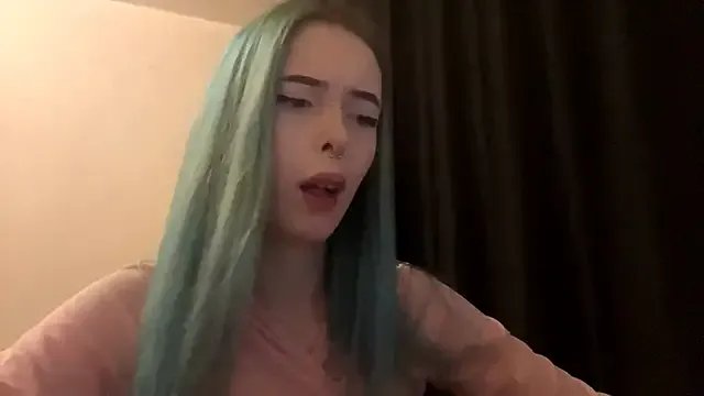 HatedClose on StripChat