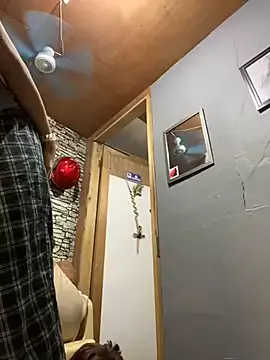 Offline Hebefemme on StripChat