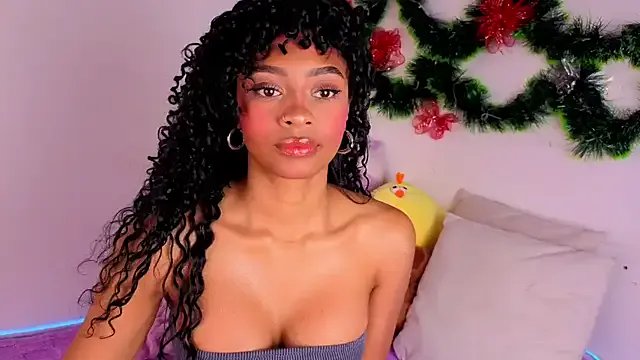 Heily_Fox on StripChat