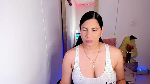 hellensexy on StripChat