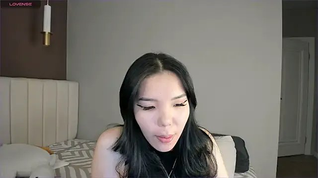 hellewkitty on StripChat