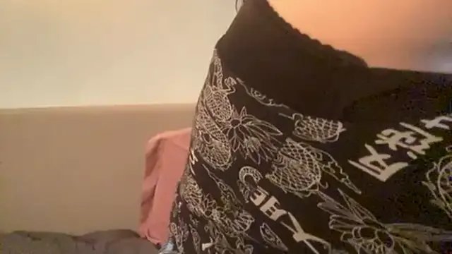 HereLora on StripChat