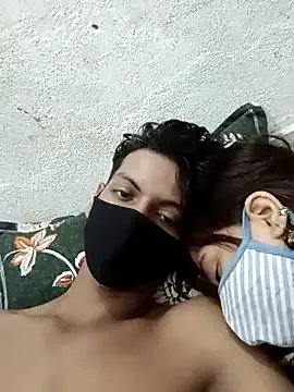 hiddennisha on StripChat