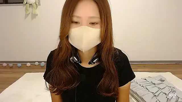 Offline hinano_JP on StripChat