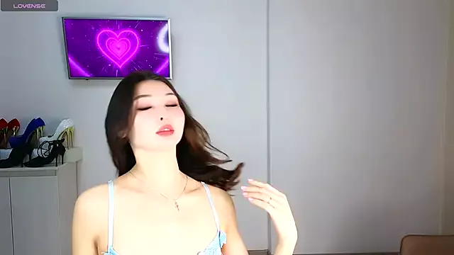 Offline honey_yani on StripChat