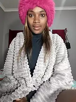 HoneyDropsX on StripChat