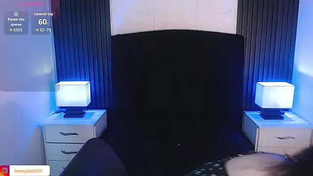 honney_dark on StripChat