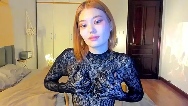 HopeLovely on StripChat