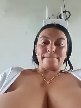 Offline Horny-Mommy-Dirty on StripChat