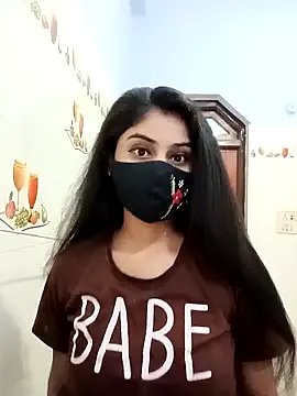 Hot-Soniya733 — Boobs Oil in public 