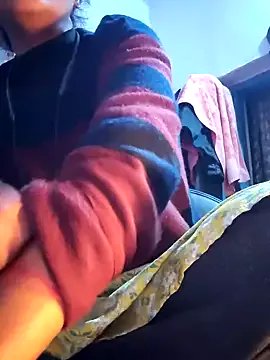 Hot_Alisaa on StripChat