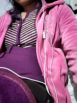 Hot_Alisaa on StripChat