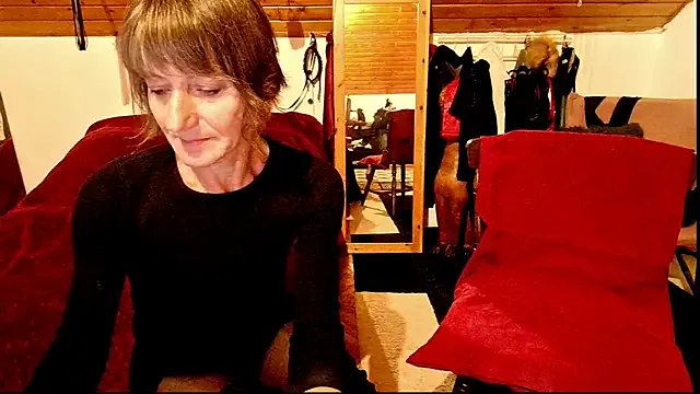 Hot_Colettte on StripChat