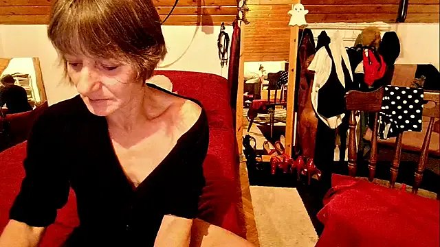 Hot_Colettte on StripChat