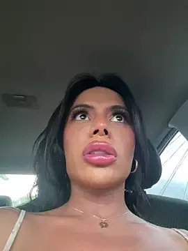 HOT_LADY_777 on StripChat