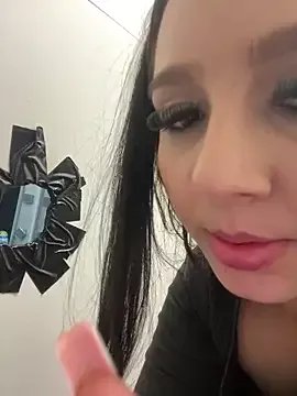 hotamanda01 on StripChat