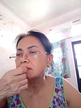 Hotestlove on StripChat