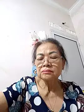 Hotestlove on StripChat