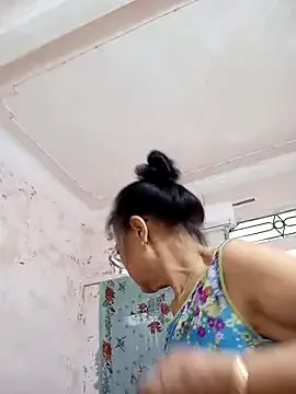 Hotestlove on StripChat