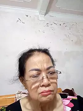 Hotestlove on StripChat