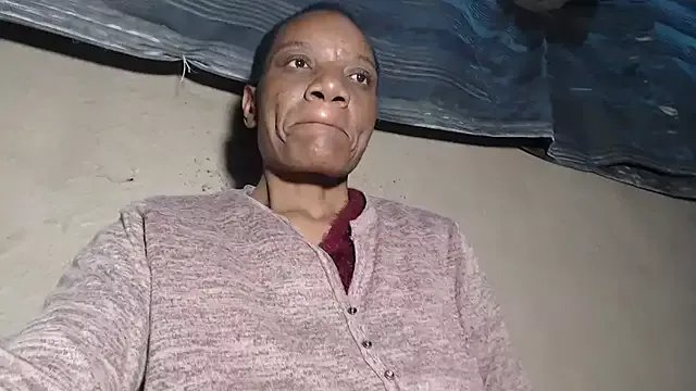 hotriders70e on StripChat