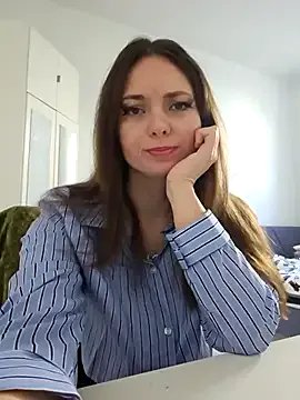 HotRoxyy — Slap my Ass 5x + Shake it! 