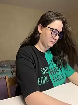 hungry1bunny on StripChat