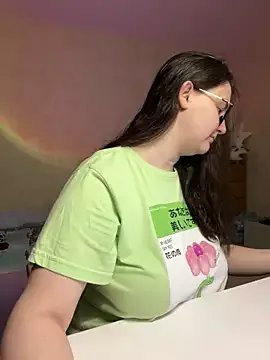 hungry1bunny on StripChat