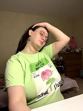 hungry1bunny on StripChat