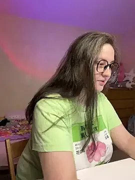 hungry1bunny on StripChat