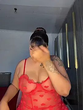 Iam-Sharifa on StripChat