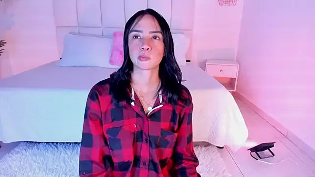 iam_cami on StripChat