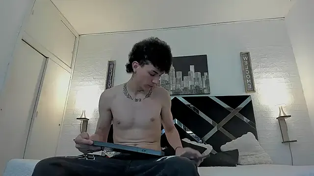 Offline iammariano on StripChat