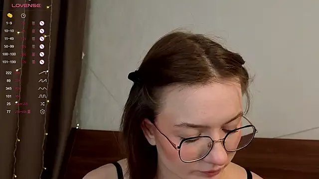 IdaValenti on StripChat