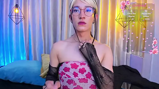 Offline iiangel_ on StripChat