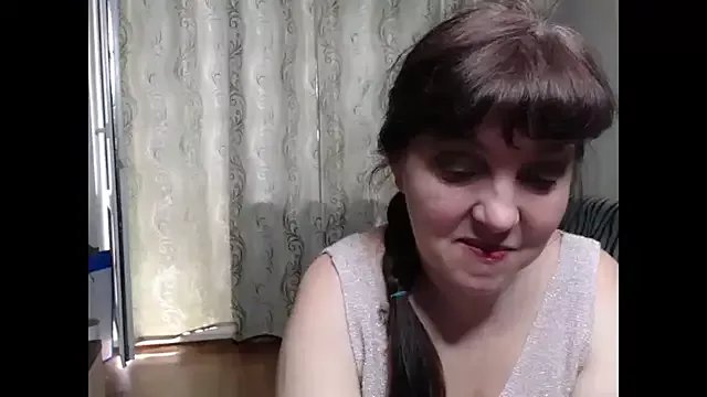 Illusionq on StripChat