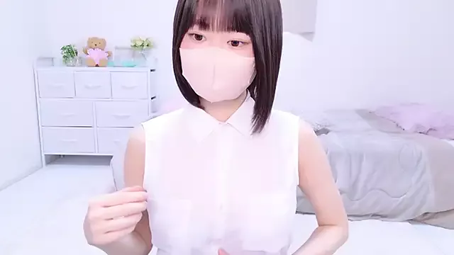 Offline Im_Yu-na on StripChat