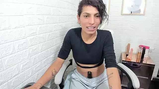 ImCrazzy on StripChat