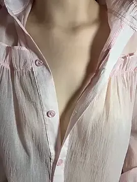 Offline IN_ha1 on StripChat