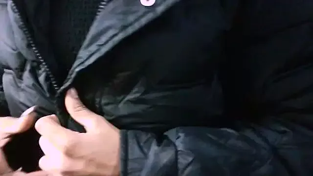 Offline IndianSexySlender on StripChat