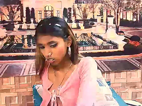 Offline IndianSexySlender on StripChat