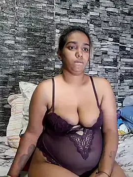 Indiasfantasy_ on StripChat