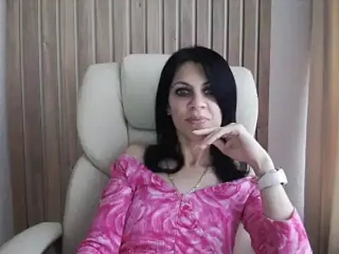 InjaAtHome on StripChat