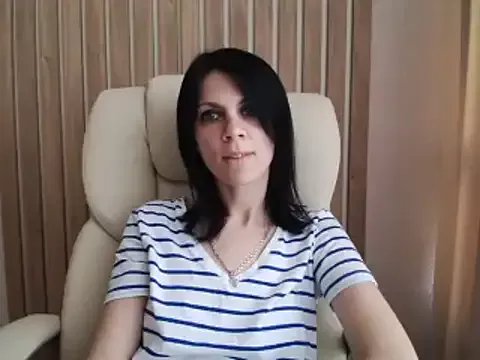 InjaAtHome on StripChat