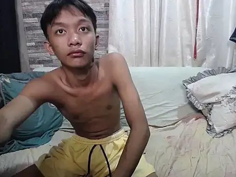 Innocentfucker on StripChat